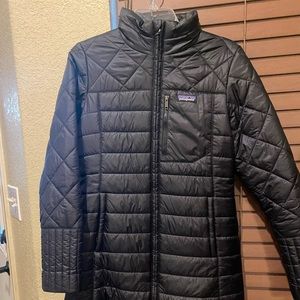 Patagonia - women’s medium parka